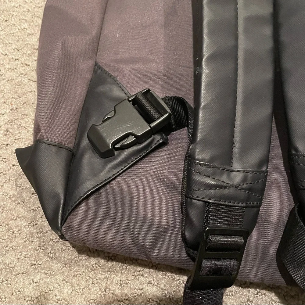 Timbuk2 - Tote Backpack - Picture 5 of 9